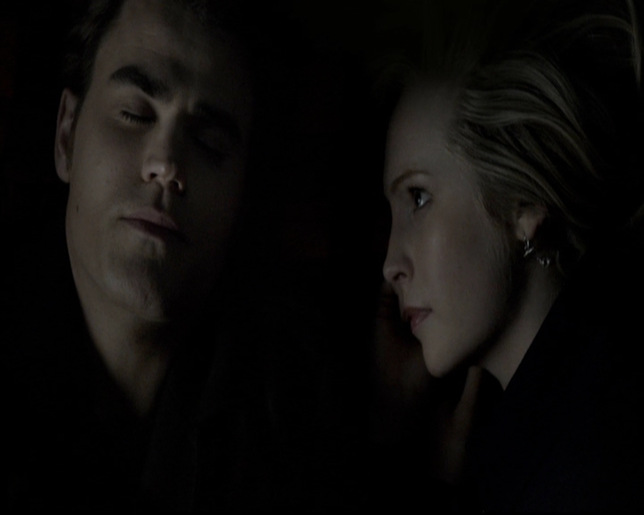 VampireDiariesWorld-dot-org_5x17RescueMe1999.jpg