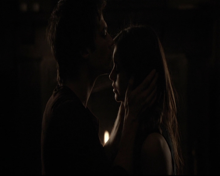 VampireDiariesWorld-dot-org_5x17RescueMe2131.jpg