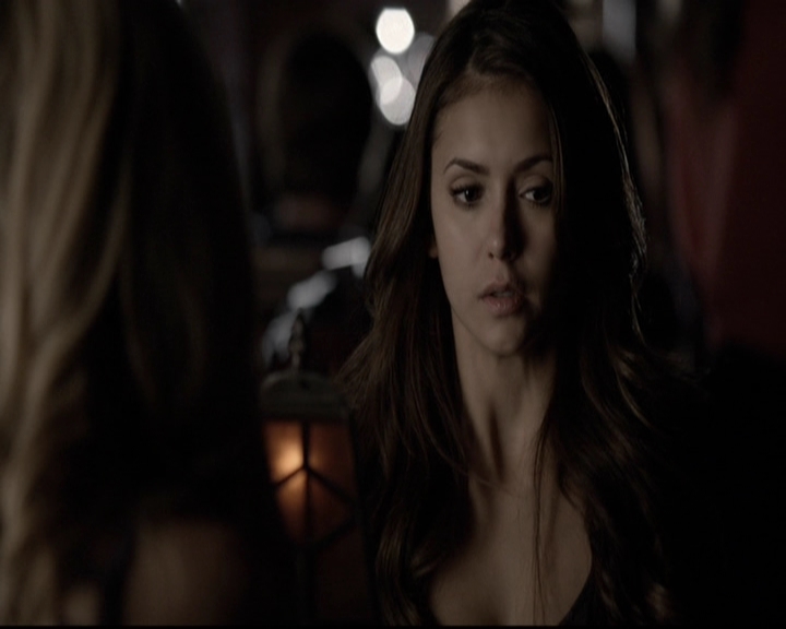 VampireDiariesWorld-dot-org_5x18ResidentEvil0323.jpg