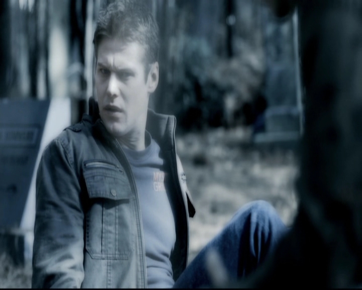 VampireDiariesWorld-dot-org_5x18ResidentEvil0799.jpg