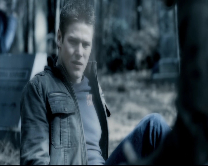 VampireDiariesWorld-dot-org_5x18ResidentEvil0808.jpg