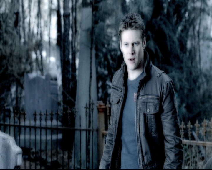 VampireDiariesWorld-dot-org_5x18ResidentEvil0827.jpg