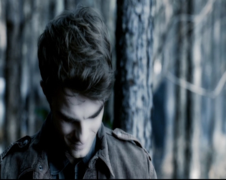 VampireDiariesWorld-dot-org_5x18ResidentEvil0832.jpg