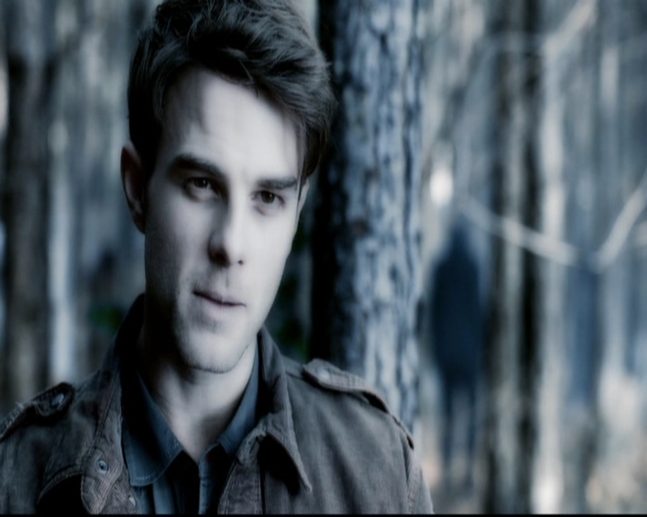 VampireDiariesWorld-dot-org_5x18ResidentEvil0834.jpg