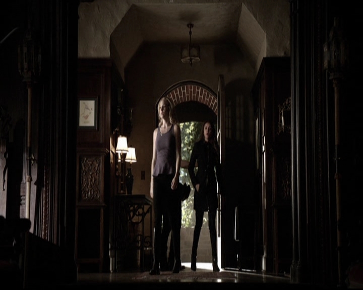 VampireDiariesWorld-dot-org_5x18ResidentEvil0865.jpg