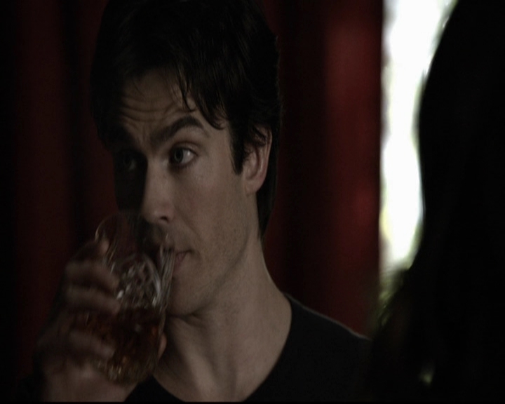 VampireDiariesWorld-dot-org_5x18ResidentEvil1034.jpg