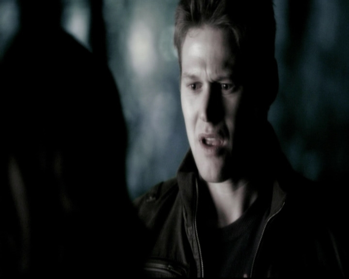 VampireDiariesWorld-dot-org_5x18ResidentEvil1435.jpg