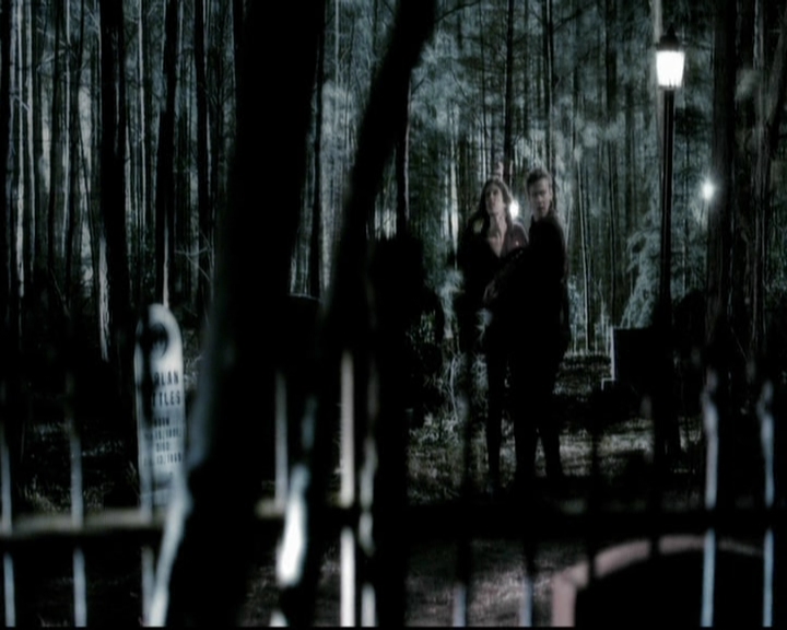 VampireDiariesWorld-dot-org_5x18ResidentEvil1448.jpg