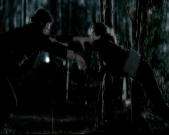 VampireDiariesWorld-dot-org_5x18ResidentEvil1474.jpg