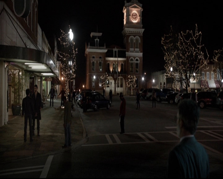 VampireDiariesWorld-dot-org_5x18ResidentEvil1711.jpg