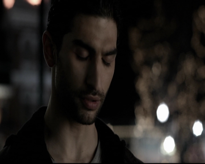VampireDiariesWorld-dot-org_5x18ResidentEvil1712.jpg