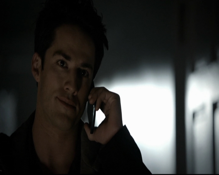 VampireDiariesWorld-dot-org_5x18ResidentEvil2245.jpg