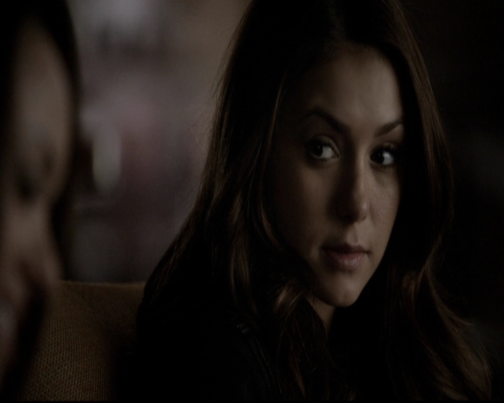 VampireDiariesWorld-dot-org_5x19ManOnFire0127.jpg