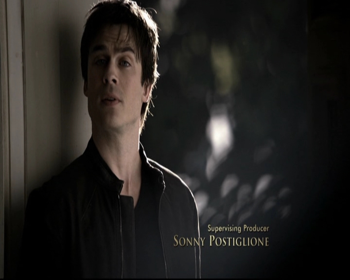 VampireDiariesWorld-dot-org_5x19ManOnFire0203.jpg