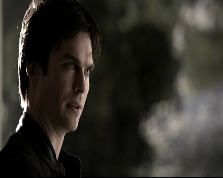 VampireDiariesWorld-dot-org_5x19ManOnFire0217.jpg