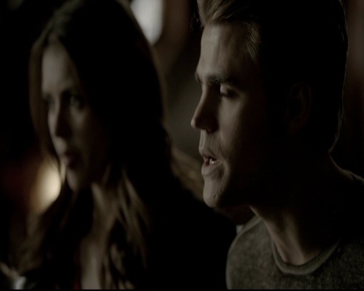 VampireDiariesWorld-dot-org_5x19ManOnFire0589.jpg