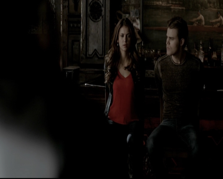VampireDiariesWorld-dot-org_5x19ManOnFire0668.jpg
