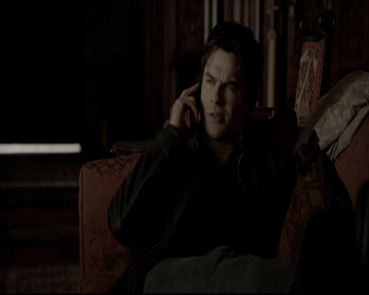 VampireDiariesWorld-dot-org_5x19ManOnFire0682.jpg