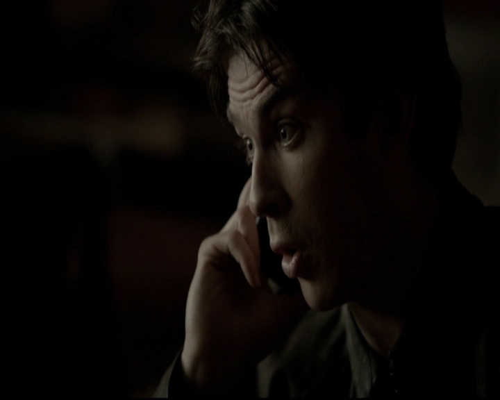 VampireDiariesWorld-dot-org_5x19ManOnFire0698.jpg