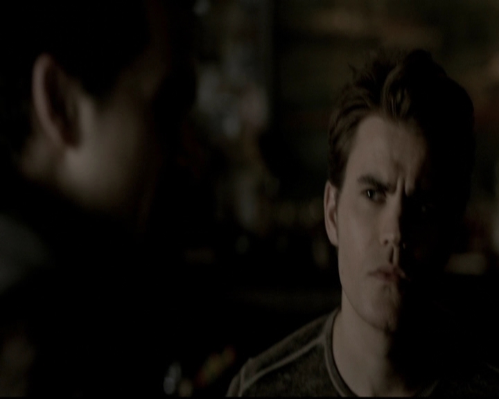 VampireDiariesWorld-dot-org_5x19ManOnFire0716.jpg