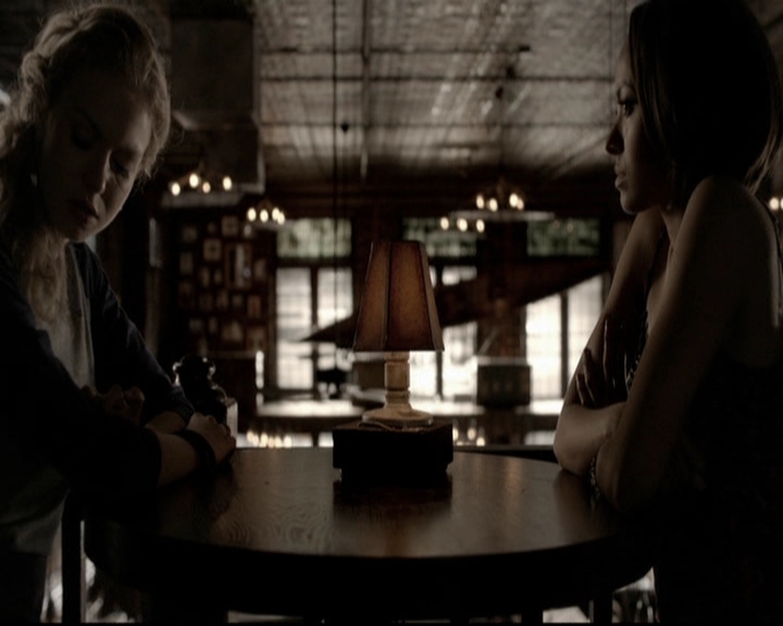 VampireDiariesWorld-dot-org_5x19ManOnFire1062.jpg