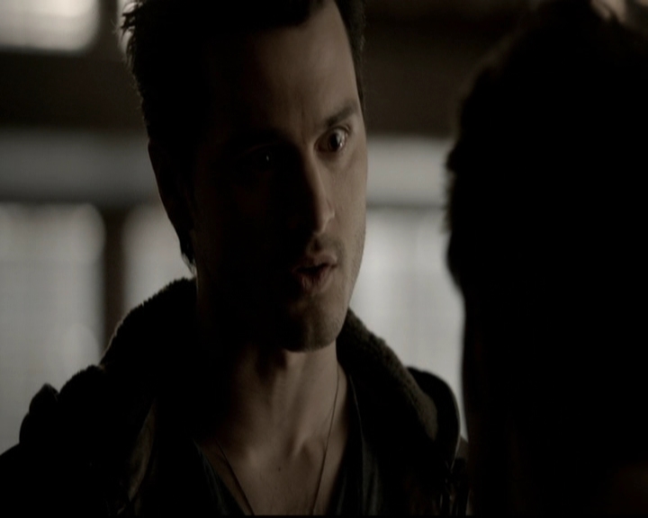 VampireDiariesWorld-dot-org_5x19ManOnFire1097.jpg