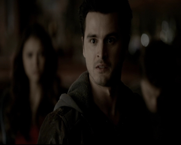 VampireDiariesWorld-dot-org_5x19ManOnFire1132.jpg