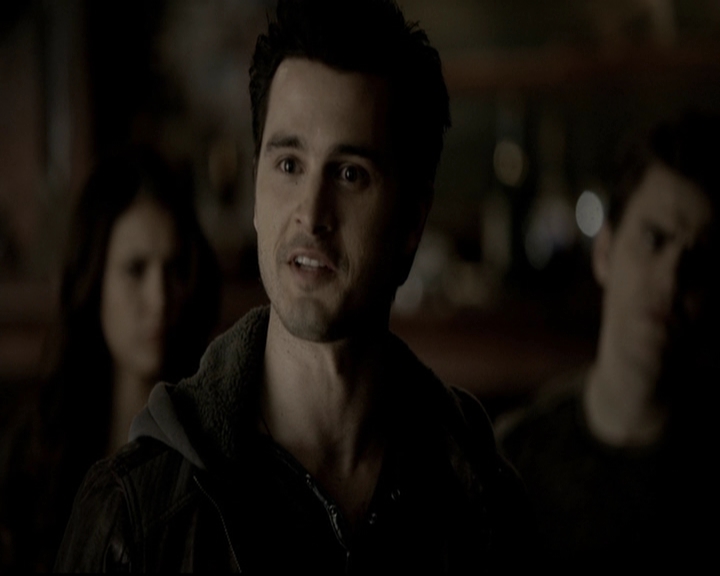 VampireDiariesWorld-dot-org_5x19ManOnFire1164.jpg