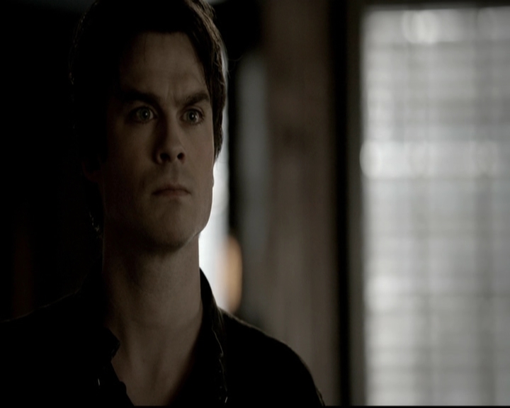 VampireDiariesWorld-dot-org_5x19ManOnFire1165.jpg