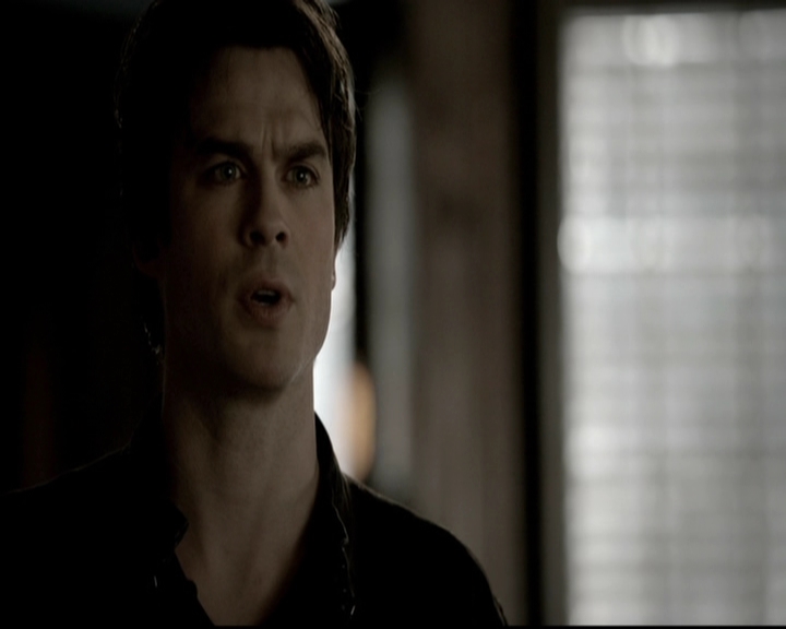 VampireDiariesWorld-dot-org_5x19ManOnFire1167.jpg