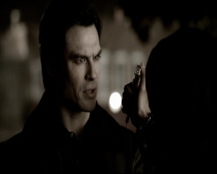 VampireDiariesWorld-dot-org_5x19ManOnFire1234.jpg