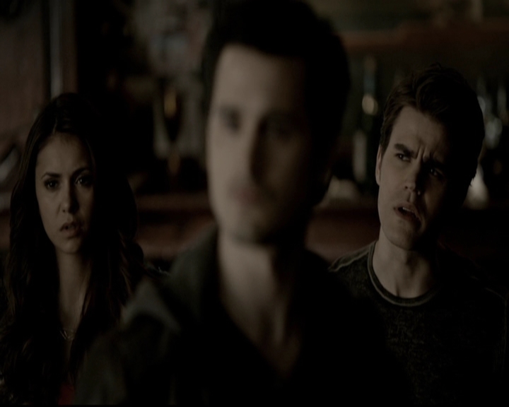 VampireDiariesWorld-dot-org_5x19ManOnFire1273.jpg