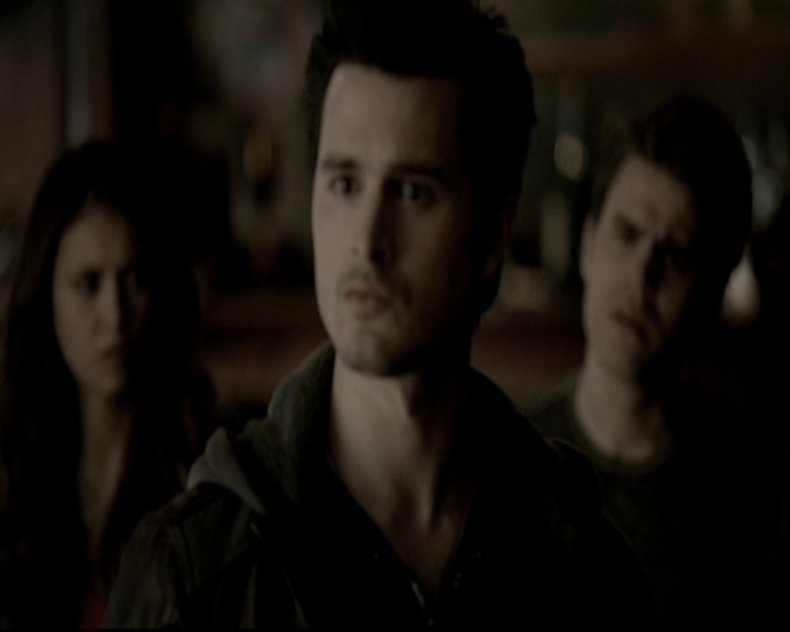 VampireDiariesWorld-dot-org_5x19ManOnFire1275.jpg