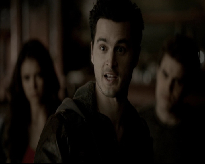 VampireDiariesWorld-dot-org_5x19ManOnFire1284.jpg