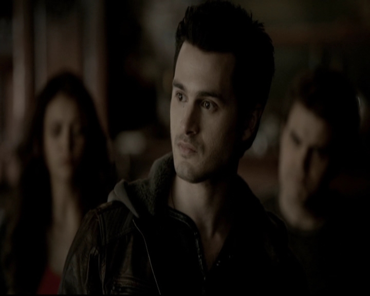 VampireDiariesWorld-dot-org_5x19ManOnFire1288.jpg