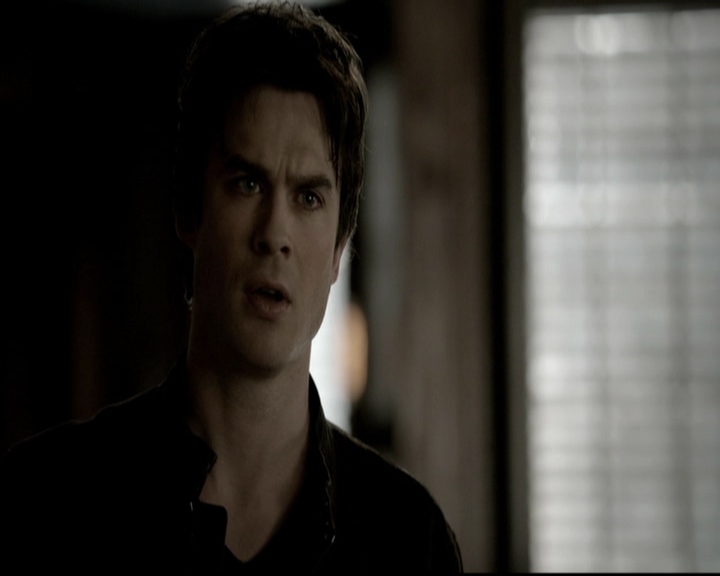 VampireDiariesWorld-dot-org_5x19ManOnFire1291.jpg