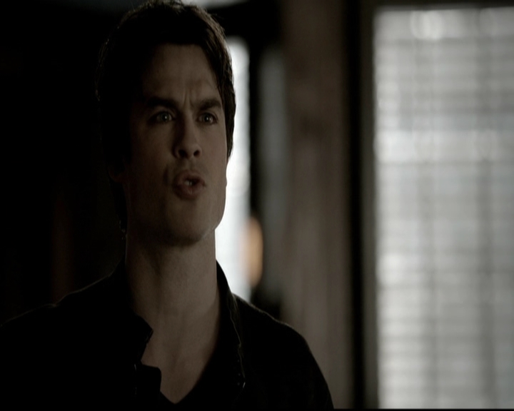 VampireDiariesWorld-dot-org_5x19ManOnFire1293.jpg