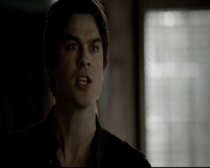 VampireDiariesWorld-dot-org_5x19ManOnFire1298.jpg