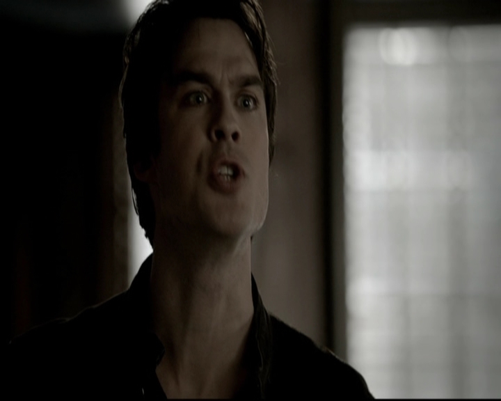 VampireDiariesWorld-dot-org_5x19ManOnFire1299.jpg