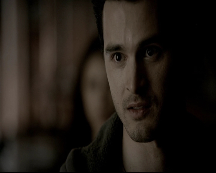 VampireDiariesWorld-dot-org_5x19ManOnFire1304.jpg