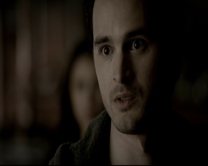 VampireDiariesWorld-dot-org_5x19ManOnFire1306.jpg