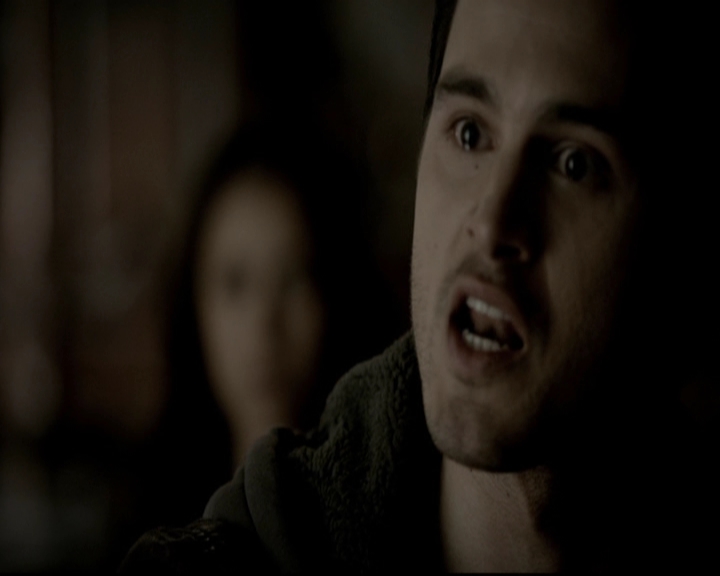 VampireDiariesWorld-dot-org_5x19ManOnFire1308.jpg