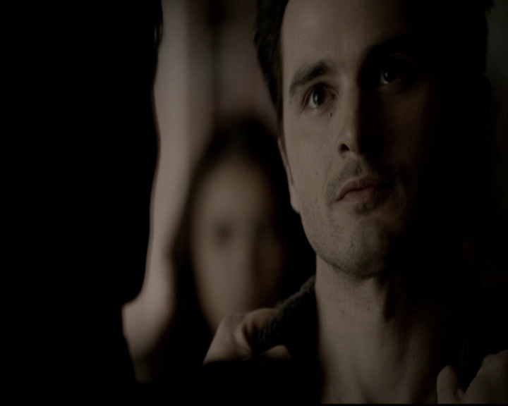 VampireDiariesWorld-dot-org_5x19ManOnFire1341.jpg