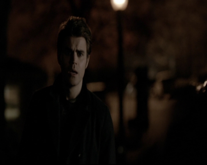 VampireDiariesWorld-dot-org_5x19ManOnFire1597.jpg