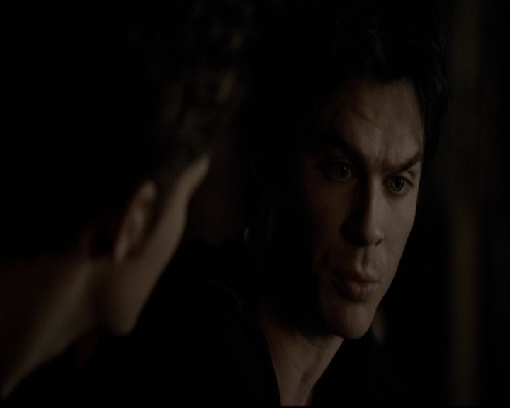 VampireDiariesWorld-dot-org_5x19ManOnFire2188.jpg