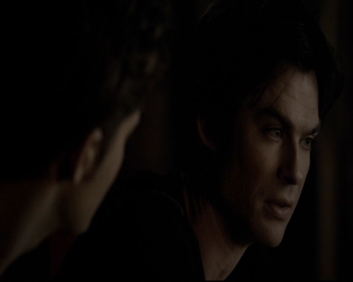 VampireDiariesWorld-dot-org_5x19ManOnFire2189.jpg