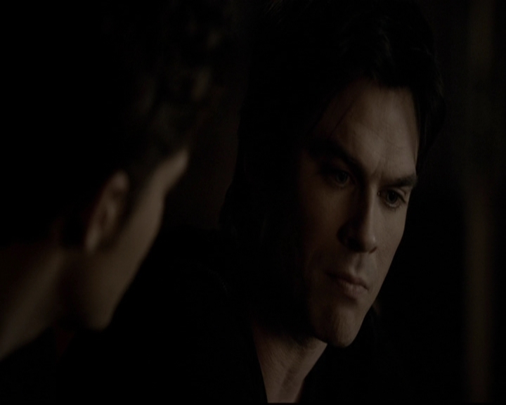 VampireDiariesWorld-dot-org_5x19ManOnFire2194.jpg