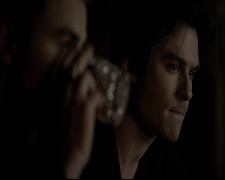 VampireDiariesWorld-dot-org_5x19ManOnFire2209.jpg