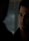 VampireDiariesWorld-dot-org_5x19ManOnFire0051.jpg