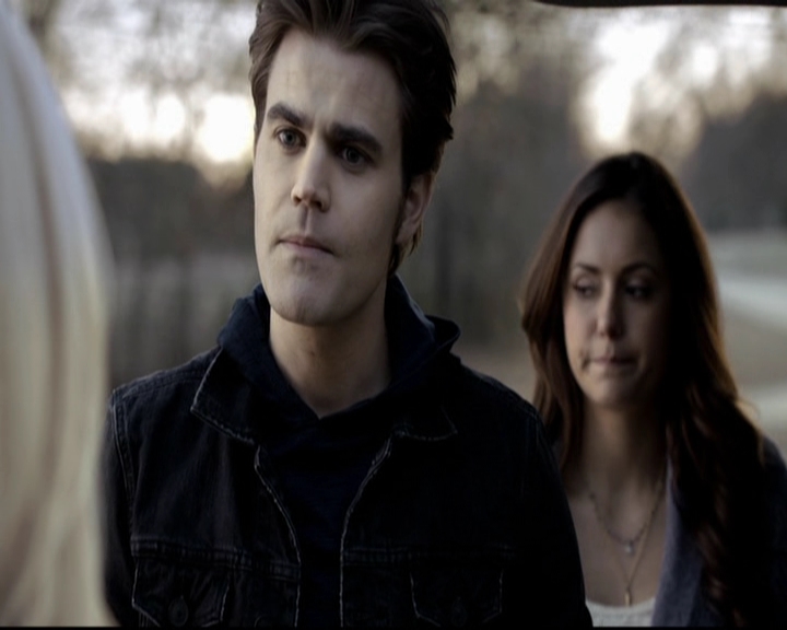 VampireDiariesWorld-dot-org_5x20WhatLiesBeneath0373.jpg